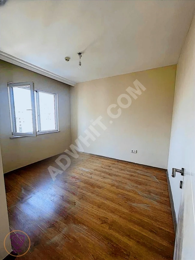 Apartment for sale 1+1 with a full view of the pool and a tenant in İNNOVİA 3