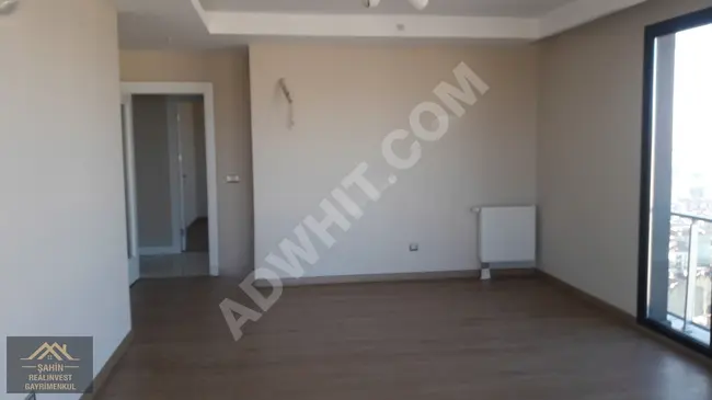 Empty apartment 2+1 with a pool, parking, and security in a residential complex REFERANS GÜNEŞLİ RESIDENCE