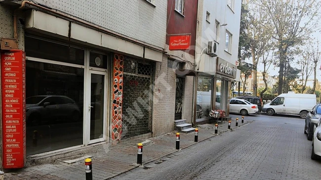 Store on the entrance floor, opposite the Marmaray station, in Bakırköy Yenimahalle