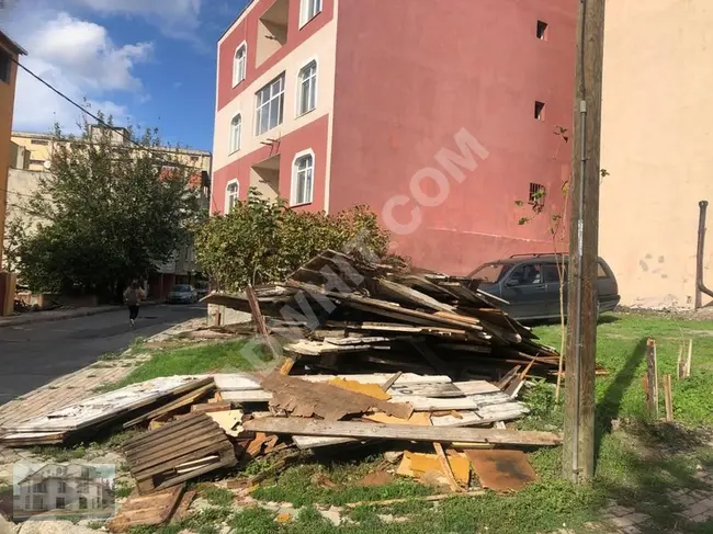 Land with an area of 274 square meters in AVCILAR TAHTAKALE neighborhood TRAFO