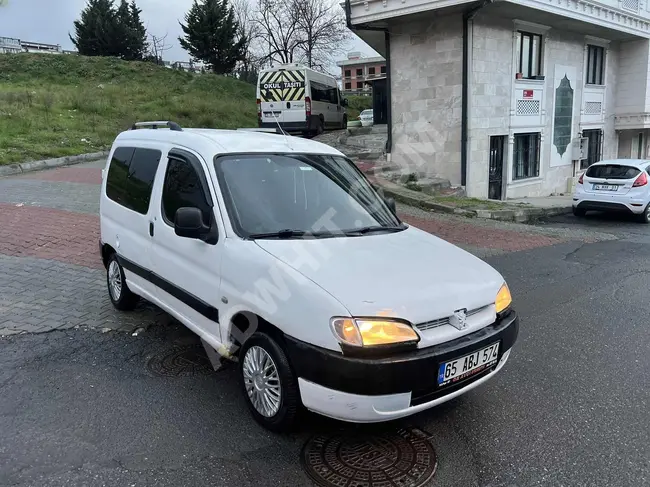 السيارة في اسطنبول موديل  1998/Peugeot Partner  فحص جديد و محرك جديد