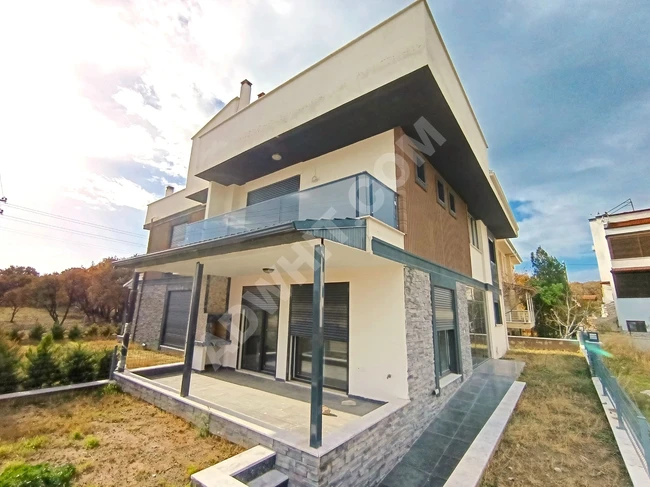 Luxury villa 4+1, with a dressing room, 350 meters from the sea, in ÖREN - from Gümüş Emlak