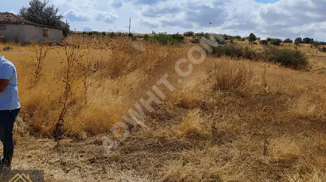 A plot of land measuring 2 dunams, permitted for the construction of 4 villas in the village of HACIFAKLI in the PINARHİSAR area.