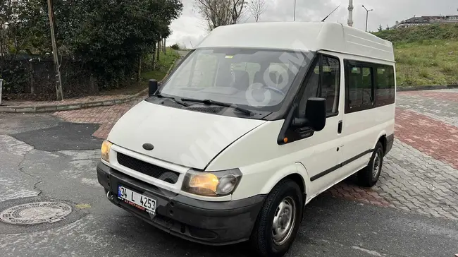 Ford Transit/330S 2003 model, available at a reasonable price with recent maintenance.