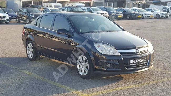 سيارة  Opel Astra 1.3 CDTI COSMO موديل 2008 ناقل حركة يدوي