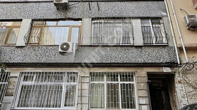 MOLLA GÜRANİ'DE 1+1 70M² 2.KAT BALKONLU EŞYASIZ KİRALIK DAİRE