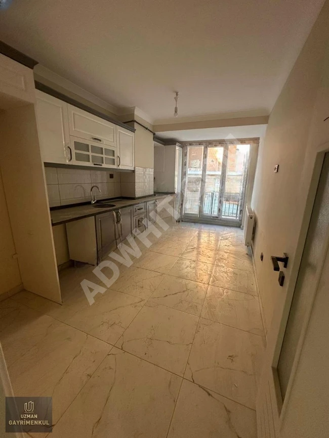 Apartment in a new building with an area of 130 m² for a rent value of 30,000 Turkish Liras located in the AVCILAR CENTRAL area.