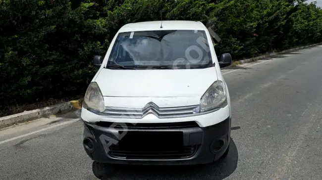 BERLINGO 2015 - In excellent condition with low mileage and full maintenance - from KARADAĞ MOTORS