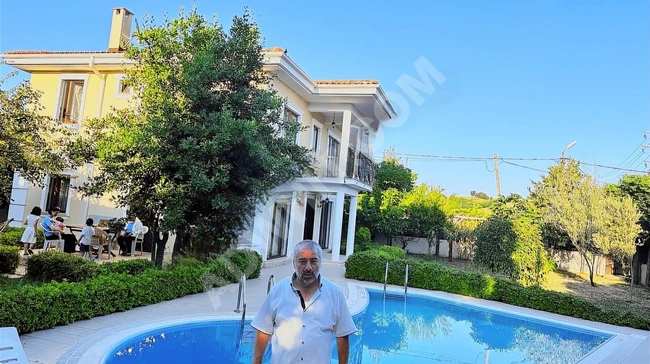 For sale, a detached villa 6+1 with a pool in Çavuş neighborhood in Şile.