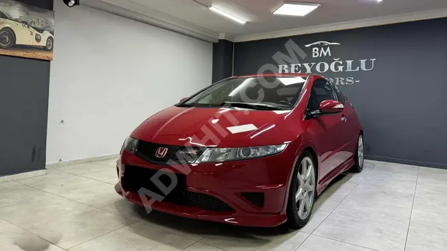 HONDA CİVİC TYPE-R 2.0 موديل 2011 -مانويل حمراء - من BEYOĞLU MOTORS