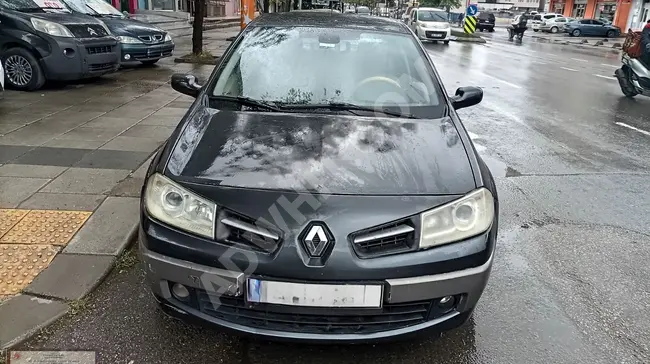 سيارة RENAULT MEGANE موديل 2006   - 235 ألف كم - بدون تغييرات - حزمة كاملة المواصفات