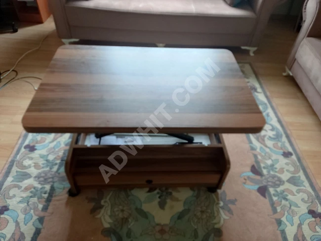 Moving table