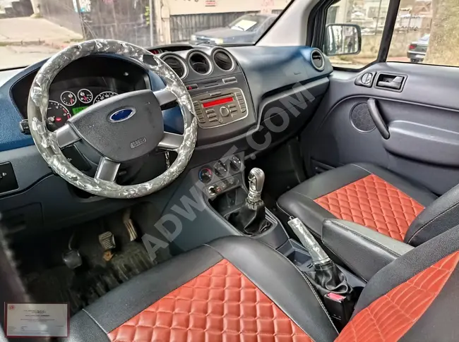 Ford Tourneo Connect 2012 model with low mileage of 190,000, full clean package.