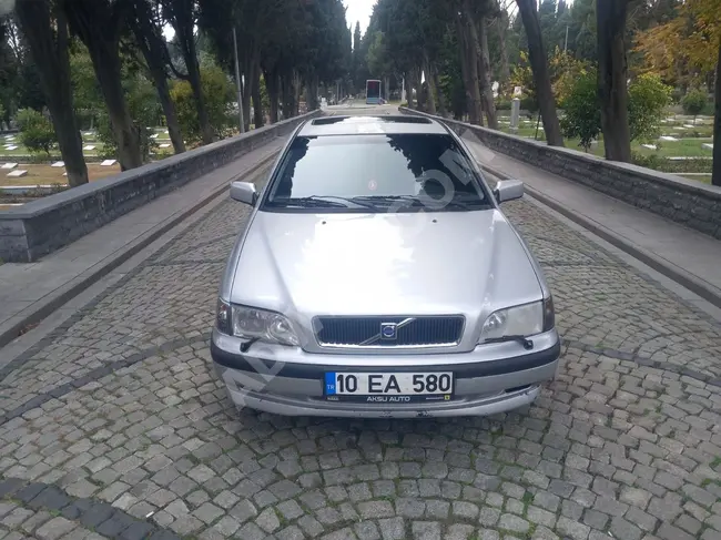 2000 - VOLVO S40 - غاز -  مع امكانية مقايضة بدفعات - بنظافة لا مثيل لها