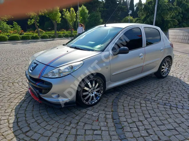 PEUGEOT 206 2012 - ديزل , مع امكانية المقايضة والدفع بالقرض