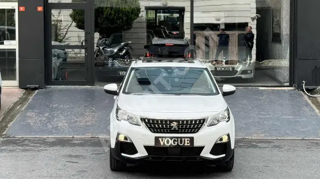 سيارة  Peugeot 3008 Sky Pack  بدون عيوب بدون طلاء 85000 كم من Vogue AutomobiLe