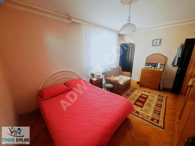 4+1 apartment for sale, on the middle floor, with an elevator, sea view, in DENİZKÖŞKLER.