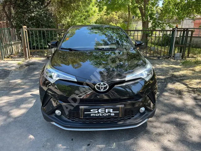 SER CAR RENTAL'DEN TOYOTA C-HR JEEP