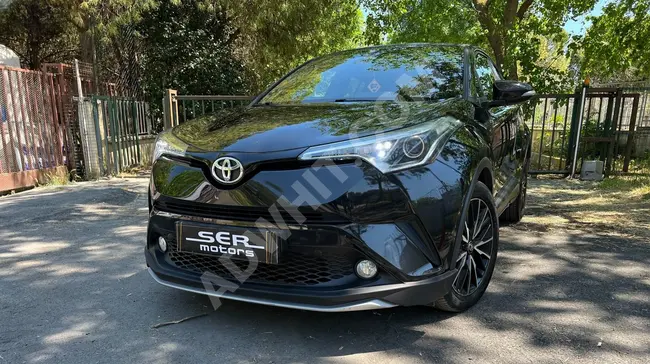 SER CAR RENTAL'DEN TOYOTA C-HR JEEP