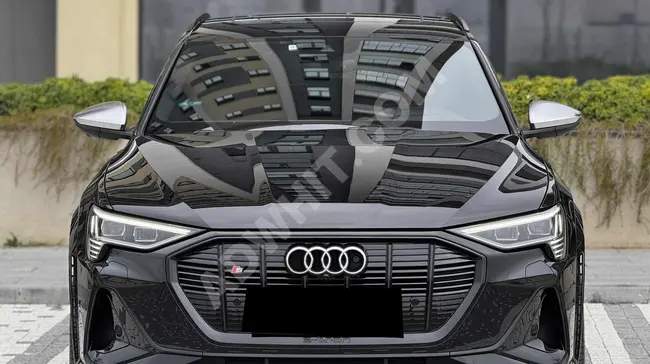 "KARLIK AUTO" E TRON S SPORTBACK QUATTRO 503 HP İÇİ KIRMIZI