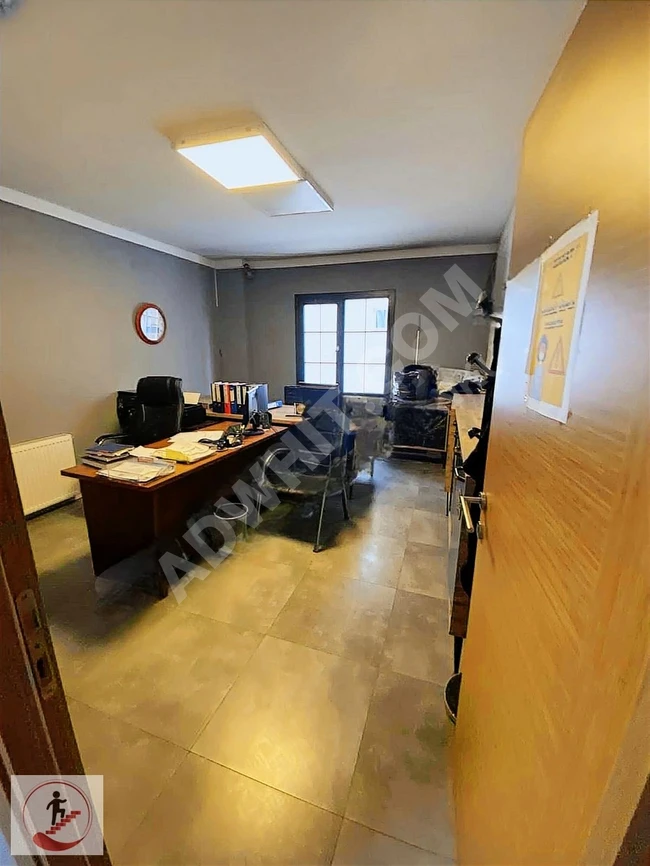 Devren kiralık ofis showrom model 700 m2 bina