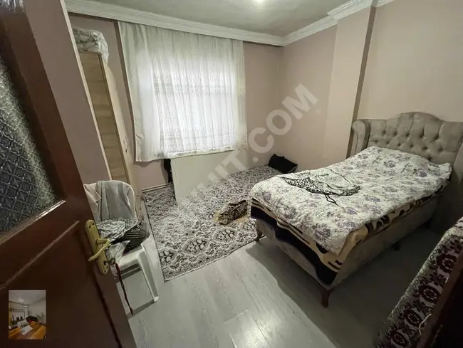 M.AKİF TE ANA CADDE ÜSTÜ 3+1 1.KAT 30mt HİSSELİ SATILIK DAİRE