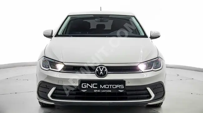 VOLKSWAGEN POLO موديل 2023 بدون عيوب لون رمادي -GNC MOTORS