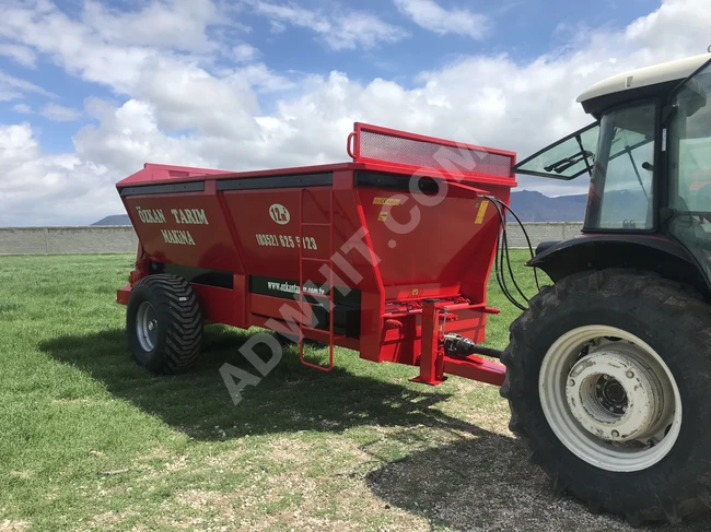 Organic Fertilizer Spreader Trailer