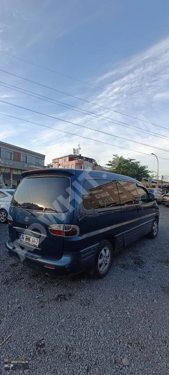 Hyundai Starex موديل 2005 ب 238.750 كم أصلي محرك وناقل حركة جيد