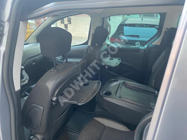 Kiralık Peugeot Partner 1.6 BlueHDi Zenith