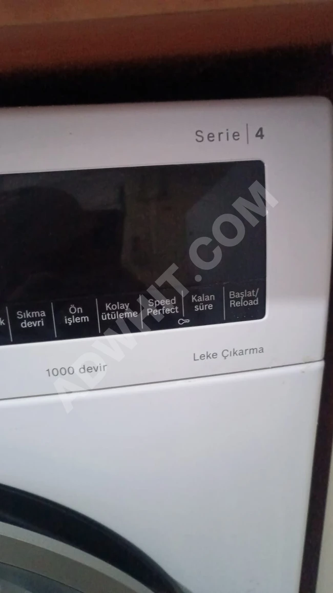 Washing machine - Brand Bosch 9 9 kilowatts with warranty available