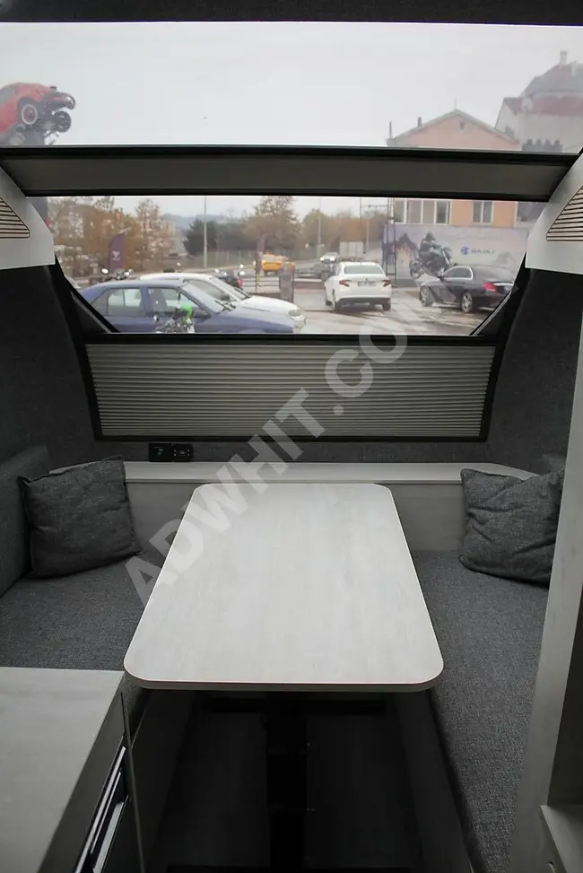 Single-piece pull caravan for four people - ARKUT 4 PREMIUM