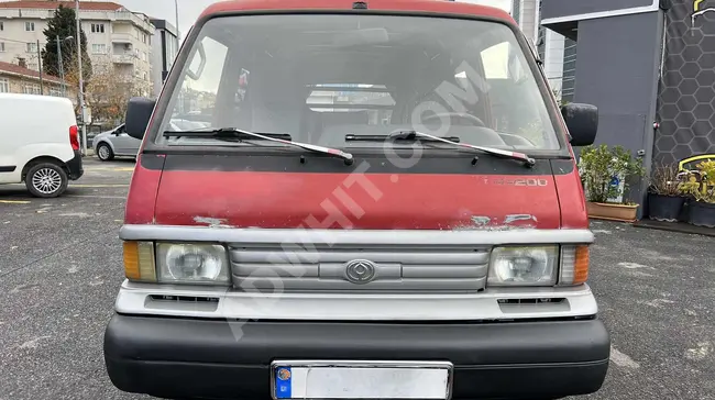 Mazda van model 1998 with a new engine