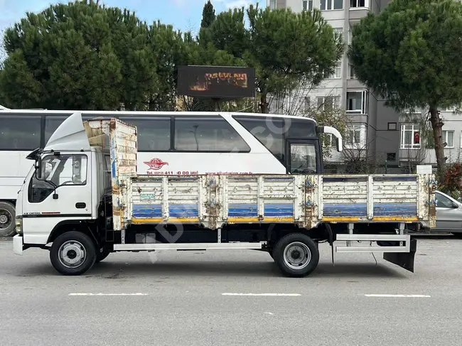 ISUZU NQR Truck Model 2007 - Wooden Box