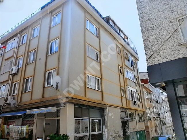 3+1 apartment on the middle floor in a new 25-year-old building in ÇAPA KÜÇÜKHAMAM