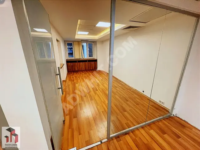 180m2 spacious office with decor for rent in Maslak Noramin Plaza.