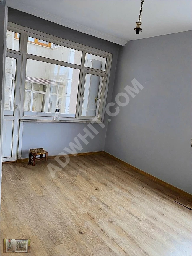 3+1 apartment on the third floor with two facades fully equipped in FATİH ODABAŞI MEYDAN