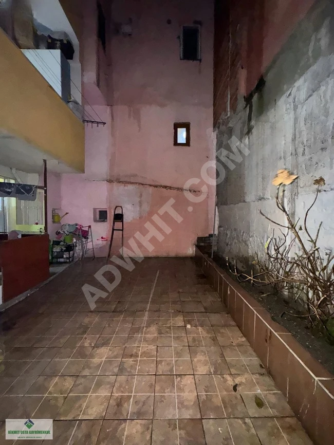 2+1 apartment with an area of 90 square meters on the ground floor at Street 10 in GAZİOSMANPAŞA ŞEMSİPAŞA