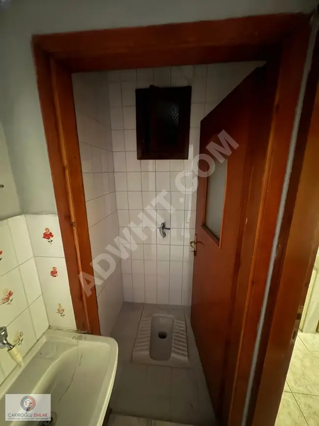 2+1 apartment for rent, 85 square meters, located 5 minutes from Bereç Tramway in Havuzbaşı.