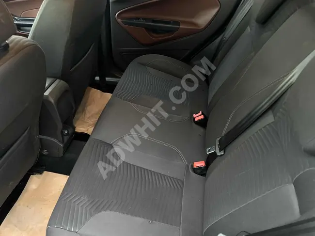 سيارة FORD FIESTA 1.5tdci Titanium من VİTRİN