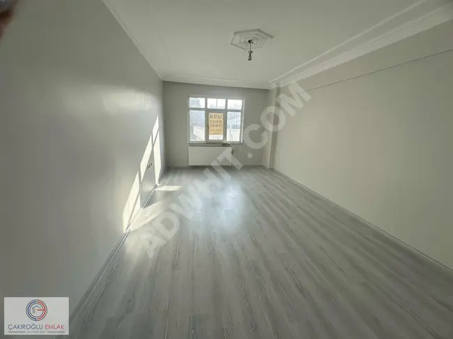 Apartment on mid-floor for sale by Çakıroğlu Real Estate