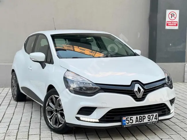 Renault  Clio اصدار 2017 بعداد 64.000 + بدون عيوب أو طلاء + جنوط فولاذ + نظيفة للغاية