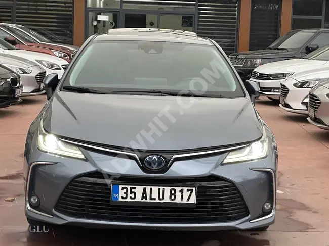 السيارة الأكثر طلبًا  TOYOTA COROLLA1.8 HYBRID  موديل 2020 قرض بفائدة 1.99