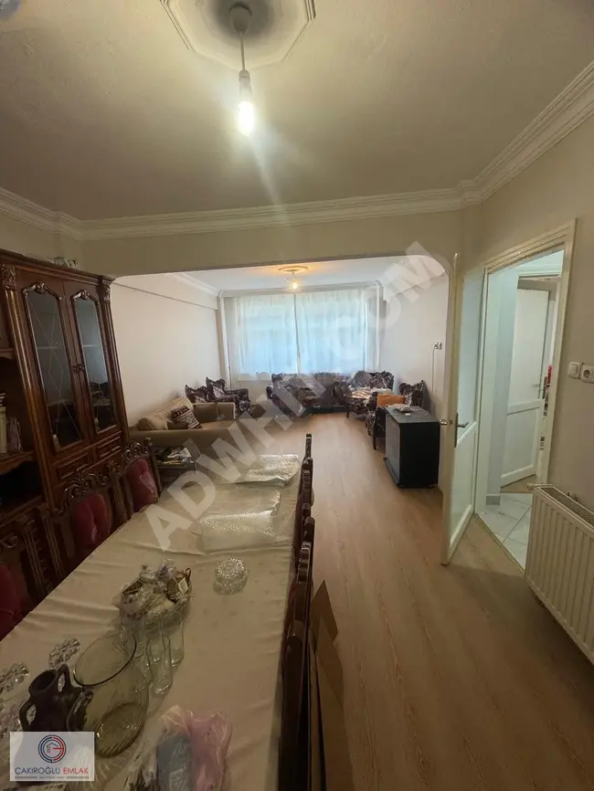 2+1 apartment with an area of 115 square meters, free of expenses and in good condition for rent at AEG Durağı.