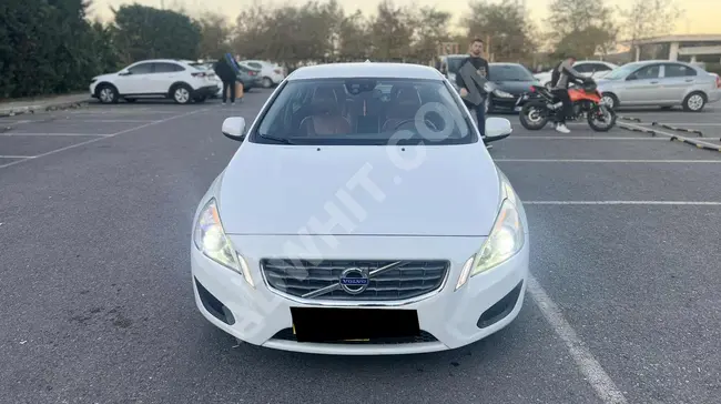 سيارة Volvo موديل 2012 مع امكانية القرض لكامل المبلغ