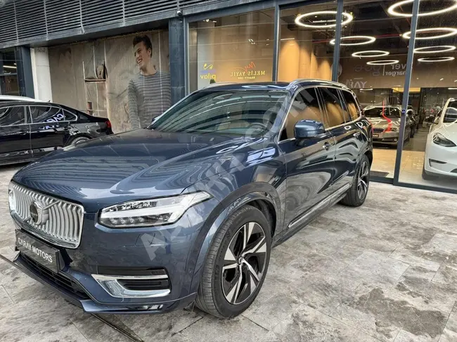 VOLVO XC90 اصدار 2023 2.0B5 PLUS BRIGHT -نظام تعليق هوائي -CARAY