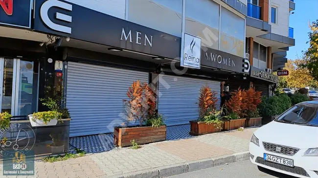 Shop for rent with an area of 180 square meters in the HALKALI center.