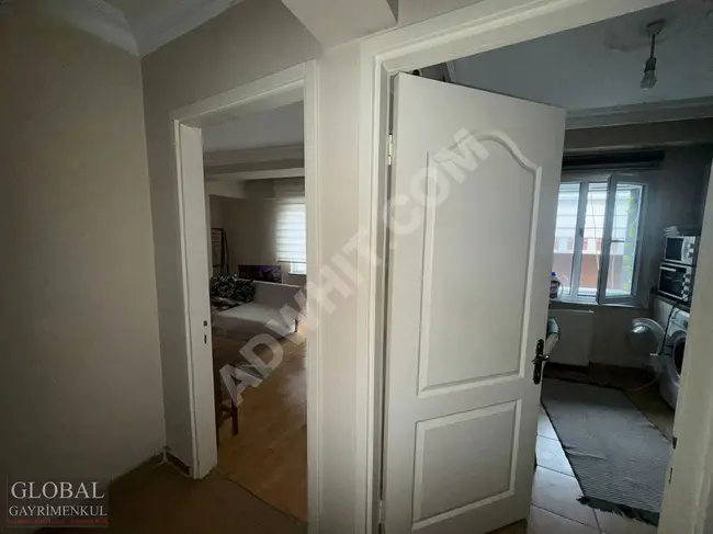 MECİDİYEKÖY DE EŞYALI ARA KAT BALKONLU GENİŞ 2+1 DAİRE