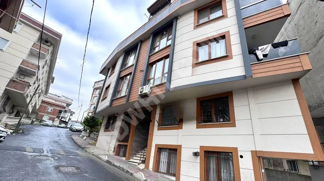 1+1 apartment for sale on a high ground floor, 200 meters away from Çırçır metro.