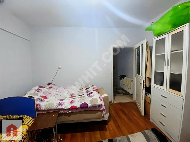 Apartment for sale on a middle floor near GARANTİ Bank in YEŞİLPINAR